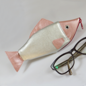 Neocane : Brillenetui Fisch